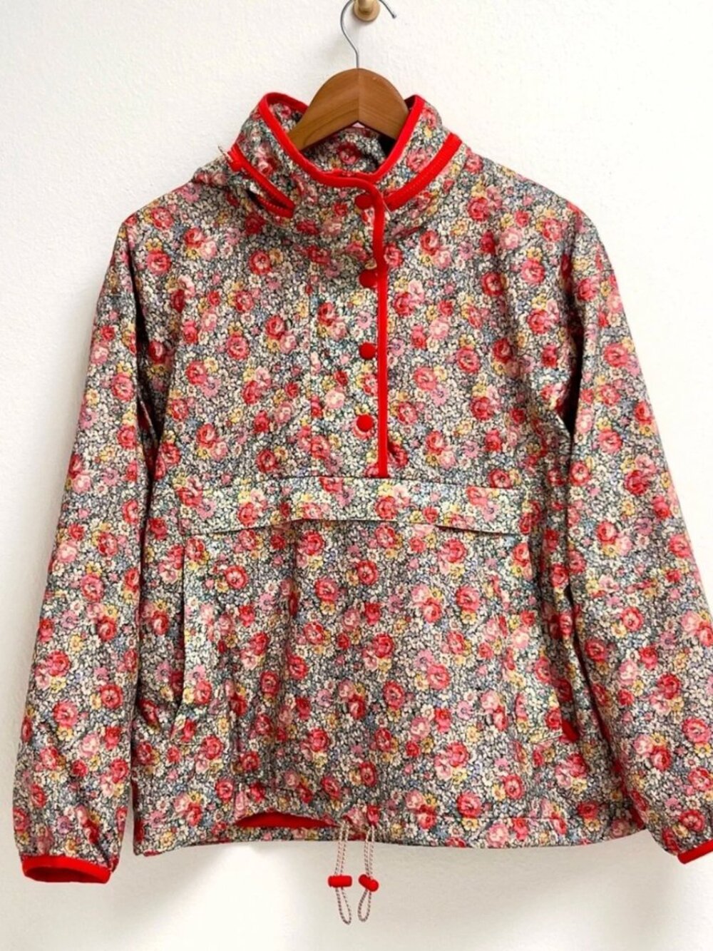 The Great + Eddie Bauer The Hiking Anorak in Vintage Floral